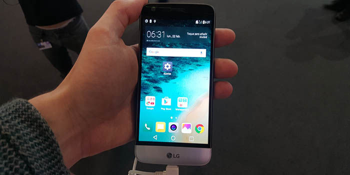 LG G5 es fácil de reparar