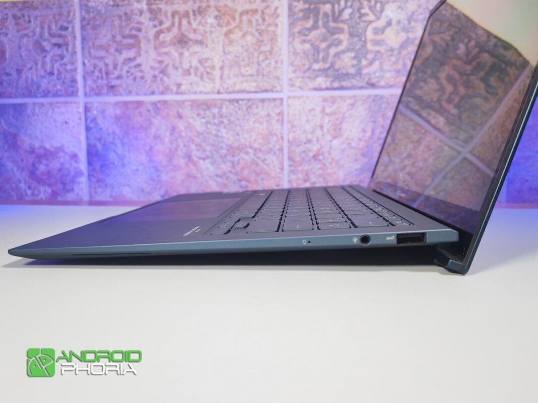 ASUS ZenBook S 13 OLED diseno delgado
