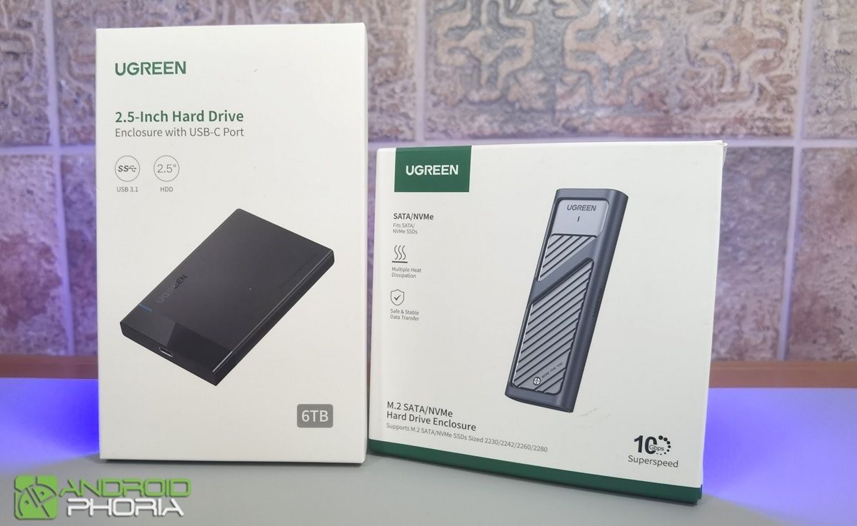 Carcasas UGREEN para HDD, SSD SATA y M.2 el accesorio perfecto para llevar tu disco duro a cualquier lado y conectarlo al movi, portátil o consola