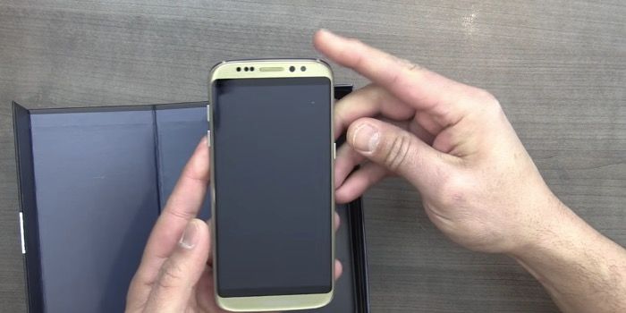 El clon del Galaxy S8 es una basura