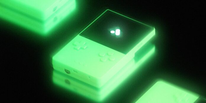 Esta consola portatil brilla en la oscuridad y es de edicion limitada