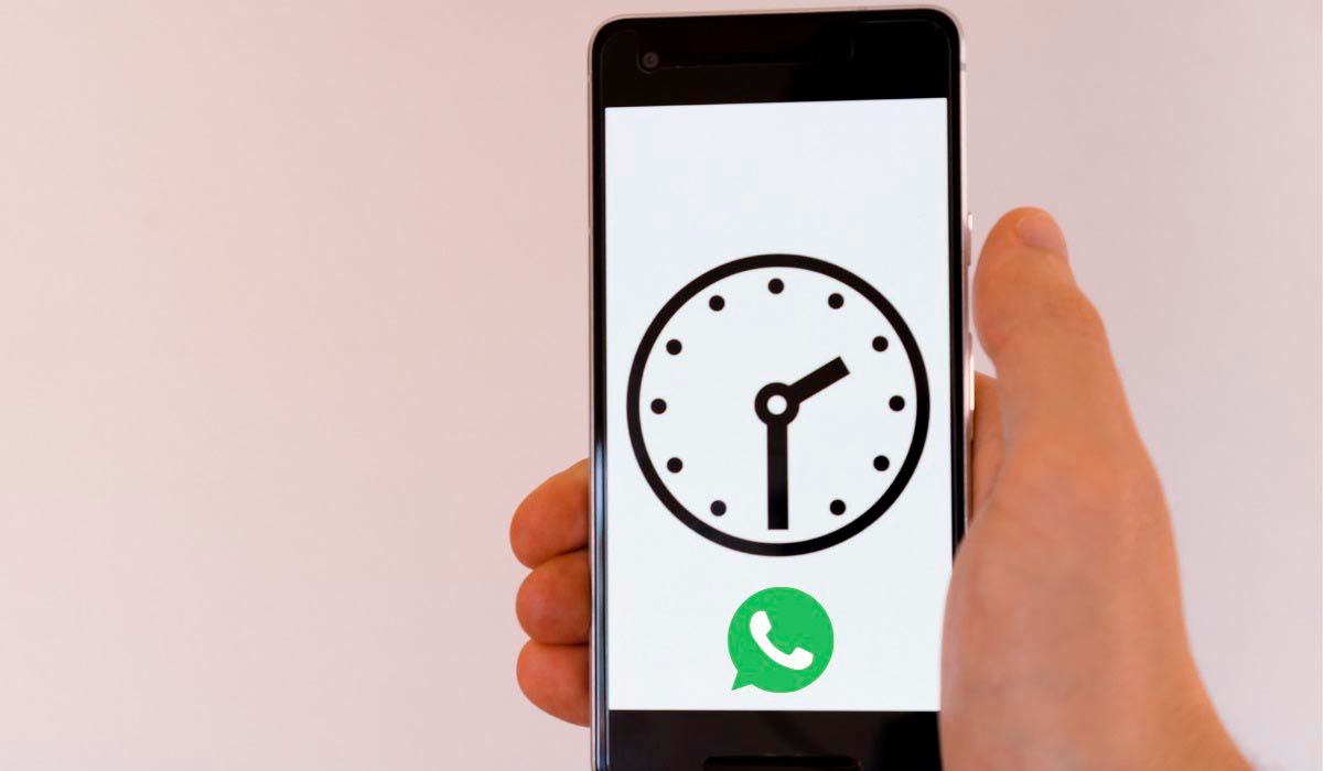 Evitar que se eliminen mensajes temporales de WhatsApp