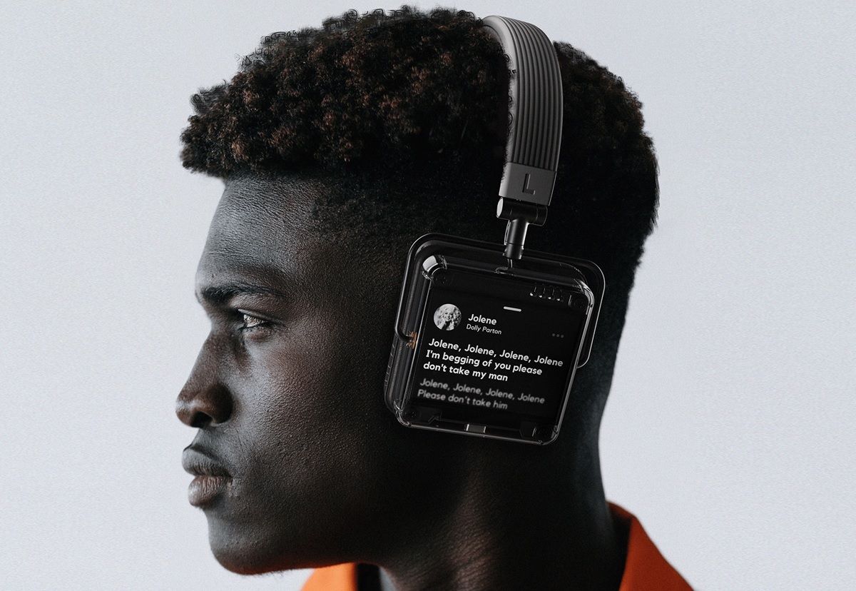 FUTUREAHEAD Headset asi son los primeros auriculares con pantalla
