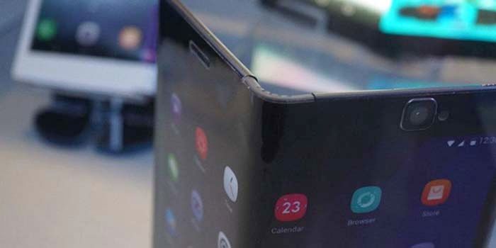 Huawei smartphone flexible