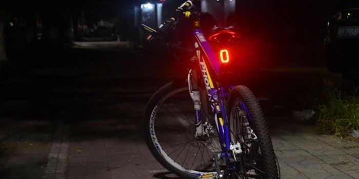 Luz trasera para bici