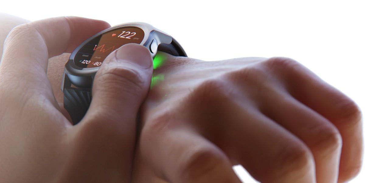 Moto Watch 100 tiene sensor de niveles de oxigeno en sangre