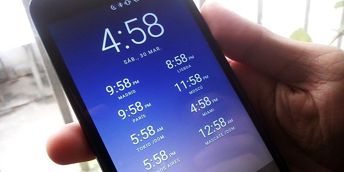 Reloj Android con horas de otros paises
