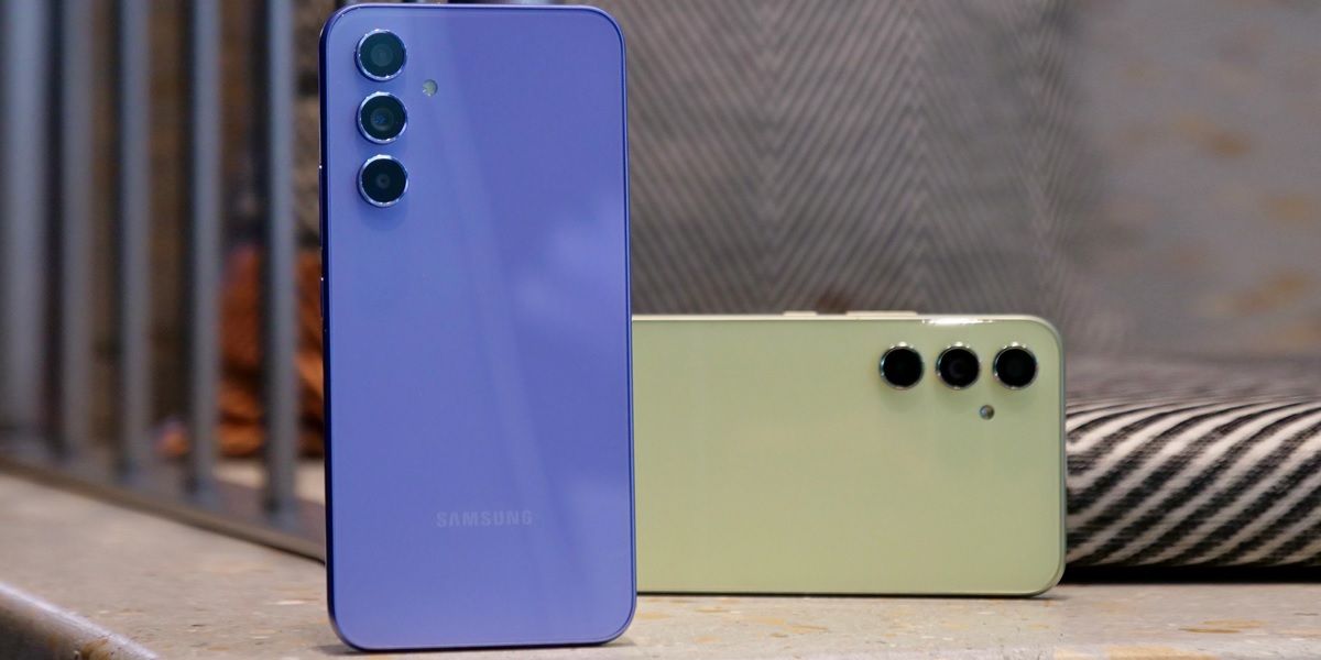 Samsung Galaxy A54 y A34 tienen jack de 3.5 mm para auriculares