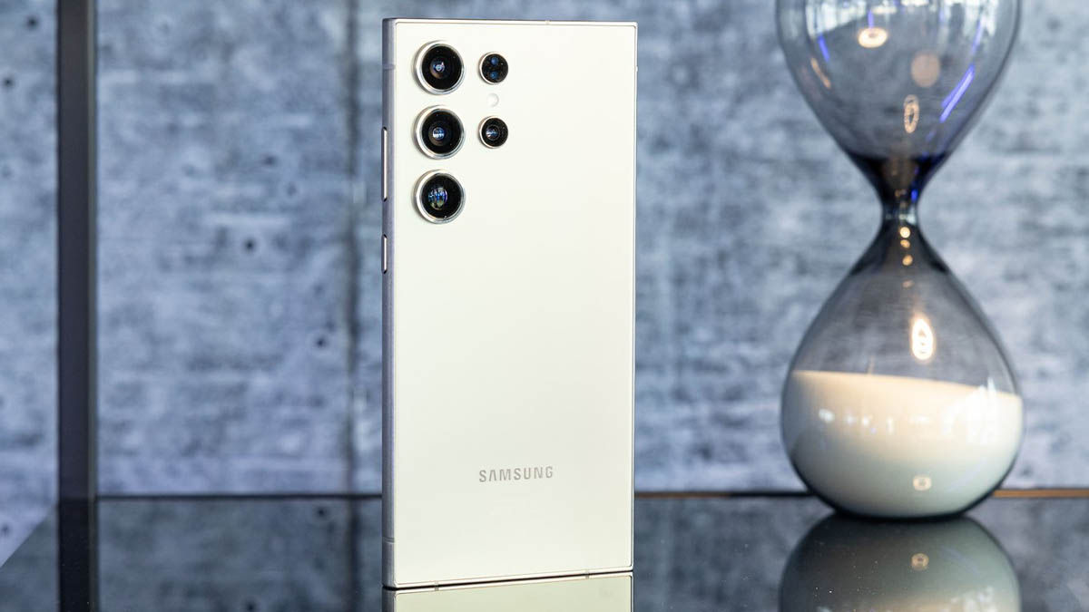 Samsung Galaxy S24 Ultra vs iPhone 15 Pro Max comparativa conclusiones cual comprar