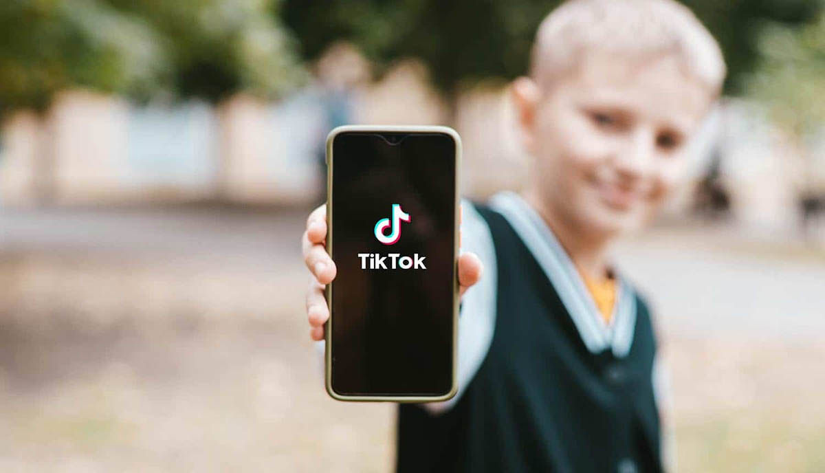 TikTok permite subir contenido prohibido