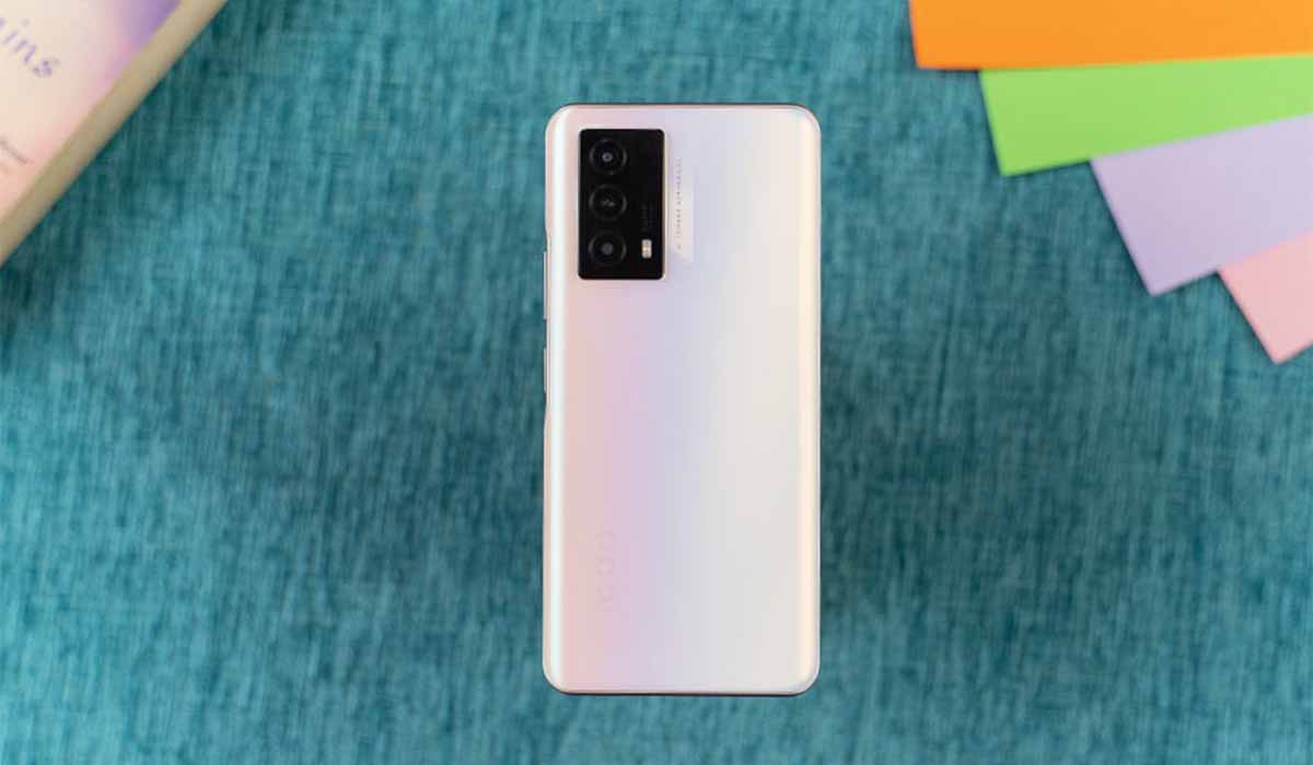 iQOO Z5 primer lugar smartphones gama media más potentes en abril 2022