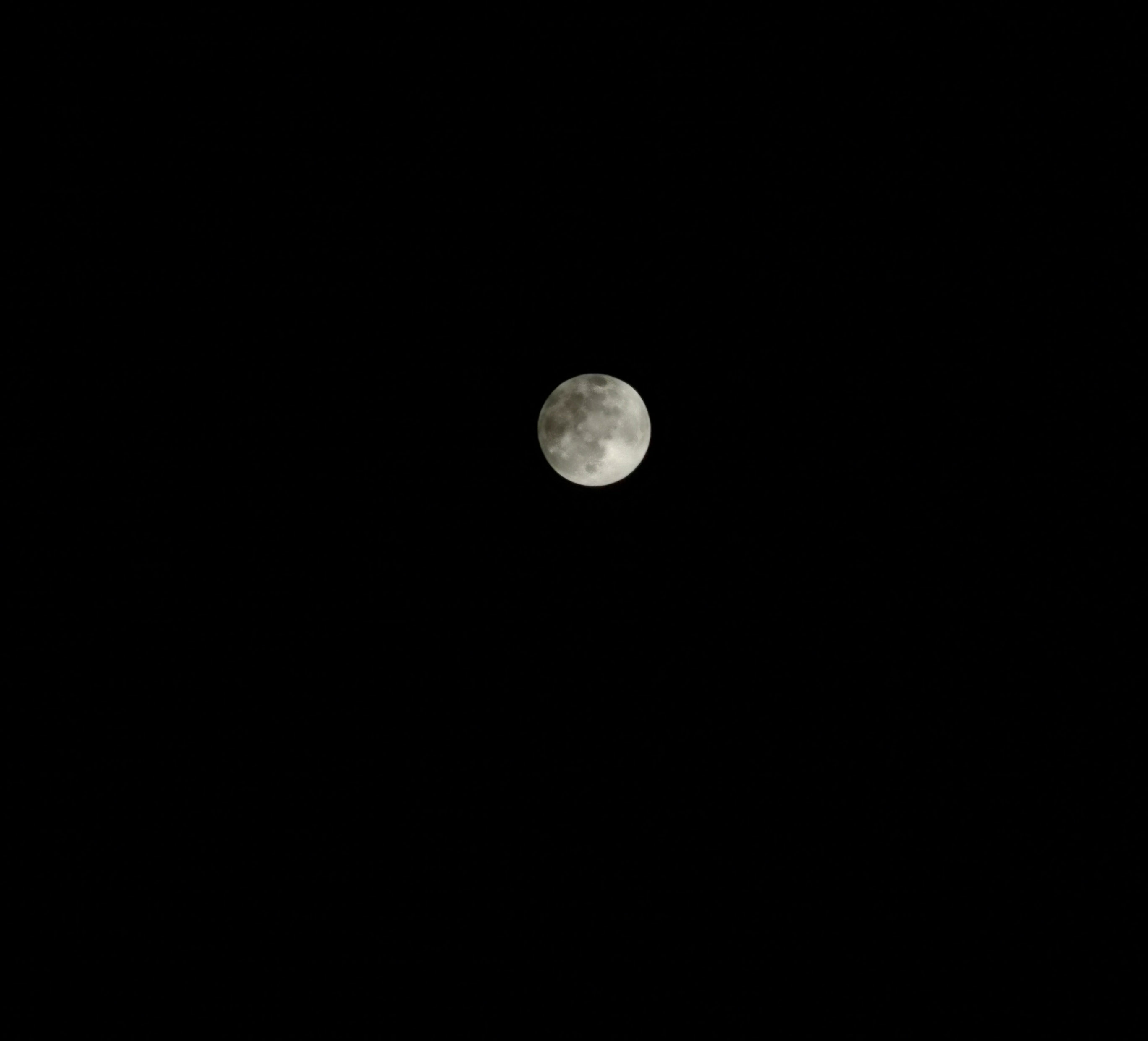 Foto de la luna tomada con Huawei P30 Pro